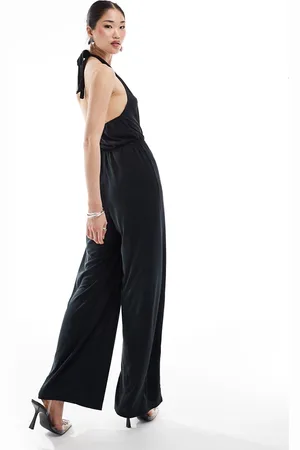 VILA Tuta jumpsuit attillata nera allacciata al collo a fondo ampio