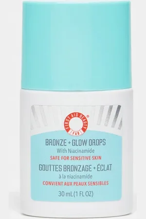 First Aid Beauty Gocce abbronzanti e illuminanti con niacinamide - 30 ml