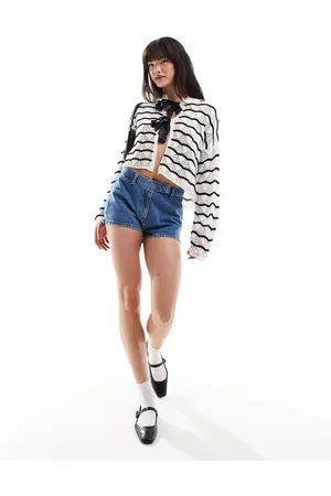 Miss Selfridge Cardigan in maglia traforata a righe monocromatiche con fiocco