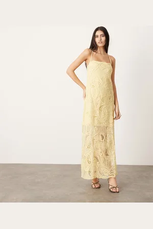 ASOS Vestito midi a colonna con spalline sottili in pizzo sangallo ricamato