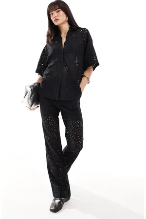 SELECTED Femme - Pantaloni a zampa in pizzo in coordinato