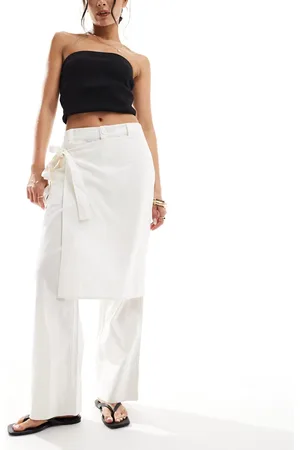 ASOS Pantaloni corti avvolgenti in lino