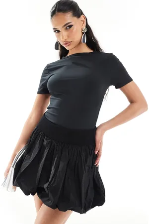 Missyempire Missy Empire - T-shirt attillata nera sinuosa in coordinato