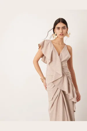 ASOS Vestito lungo asimmetrico testurizzato con volant e stampa a righe