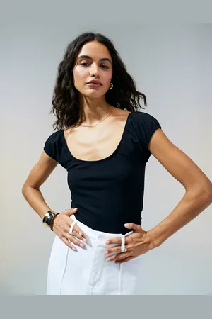 ASOS Top prendisole con maniche a sbuffo