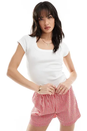 ASOS T-Shirt con scollo squadrato e profili ampi bianca