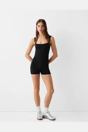 Bershka Tuta aderente nera con scollo squadrato