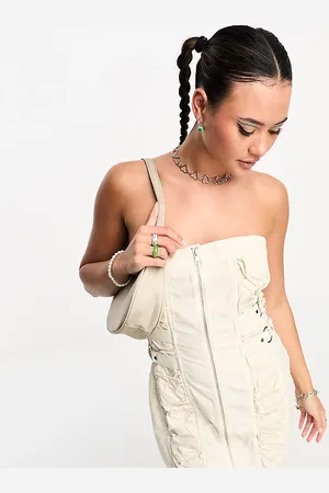 COLLUSION Vestito corto multitasche arricciato color crema