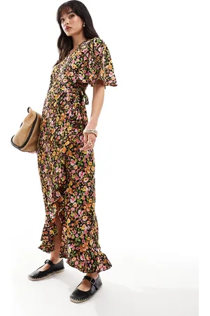 VERO MODA Vestito lungo a portafoglio con stampa a fiori su base scura