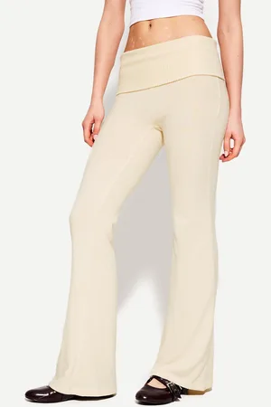 Bershka Pantaloni Flare Con Risvolto In Vita Soft Touch Donna 10-12