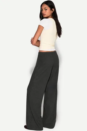 Bershka Pantaloni Wide Leg A Coste Soft Touch Donna S