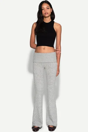 Bershka Pantaloni Flare Con Risvolto In Vita Soft Touch Donna 10-12
