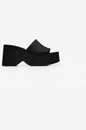 Bershka Sandali Mule Plateau Donna 41