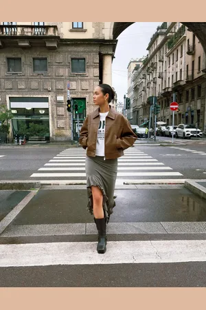 Bershka Giacca In Finta Pelle Trucker Con Maniche Voluminose Donna L