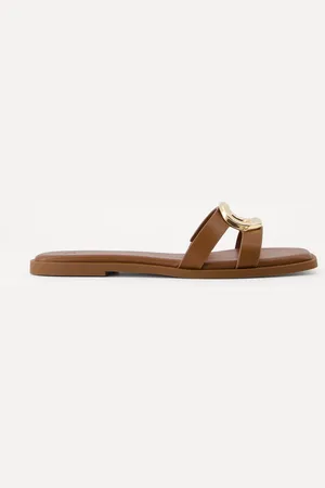 Bershka Sandali Bassi Con Dettaglio Metallico Donna 40