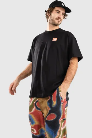 Nike SB Pe Sust T-Shirt nero