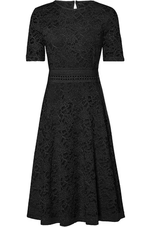 bonprix Abito in pizzo con inserto a uncinetto