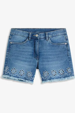 bonprix Shorts di jeans con ricami traforati
