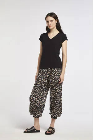 CAFèNOIR T-shirt in jersey di viscosa con placchette logate alle spalle