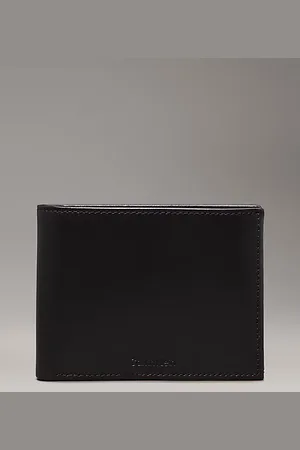 Calvin Klein Portafoglio RFID a tre ante in pelle