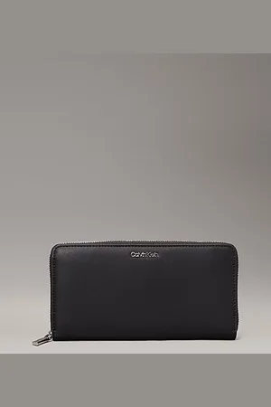 Calvin Klein Portafoglio con zip integrale RFID grande
