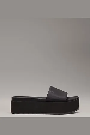 Calvin Klein Sandali con plateau