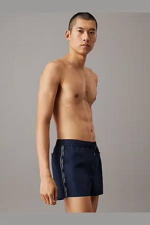 Calvin Klein Pantaloncini da bagno con cordoncino corto - Logo Tape