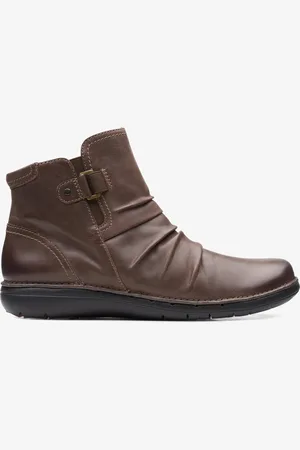 Clarks Un Loop Top