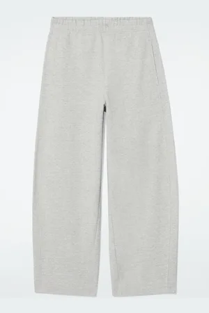 COS Jogger Con Barrel Leg