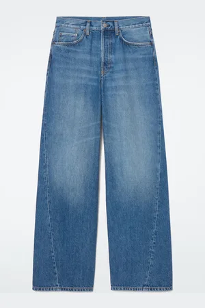 COS Jeans Facade A Gamba Dritta