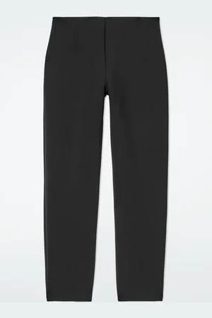 COS Pantaloni Capri In Scuba