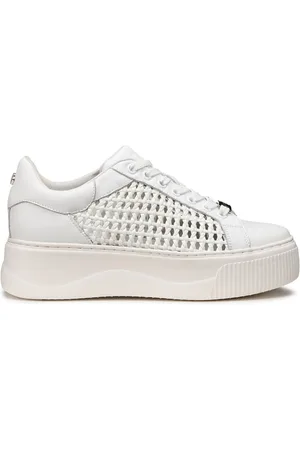 Cult Shoes Sneakers Perry 4237