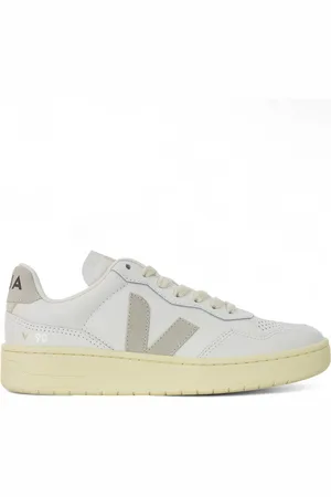 Veja Sneakers V-90 O.T. Leather