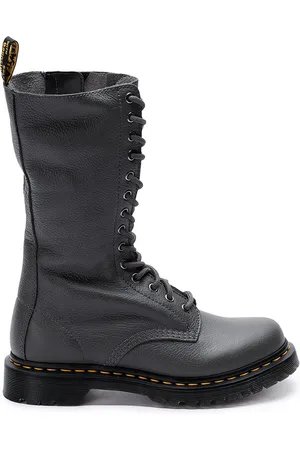 Dr. Martens `1B99` Boots