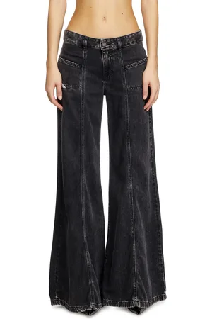 Diesel Flare Jeans D-Akii Jeans