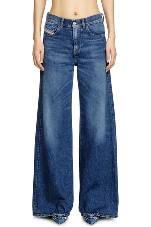 Diesel Flare Jeans 1978 D-Akemi Jeans
