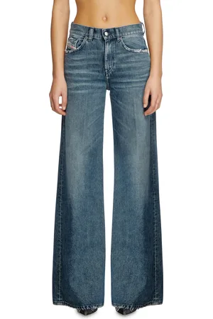Diesel Flare Jeans 1978 D-Akemi Jeans