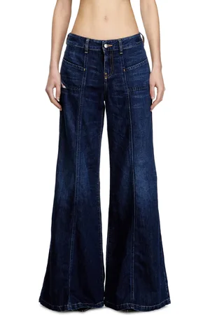 Diesel Flare Jeans D-Akii Jeans