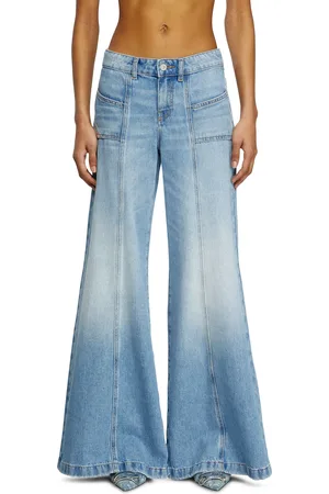 Diesel Flare Jeans D-Akii Jeans