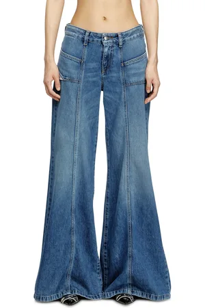 Diesel Flare Jeans D-Akii Jeans