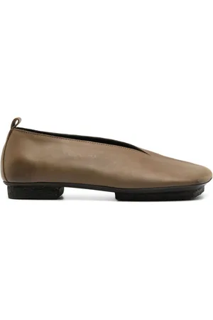 UMA WANG | Ballerine in pelle con punta asimmetrica | female | | 35