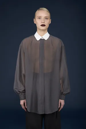 DOPPELGÄNGER Camicia donna oversized con collo in unito in tessuto trasparente a righe