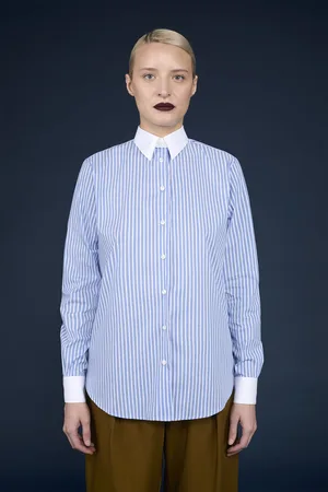 DOPPELGÄNGER Camicia classica donna in tessuto a righe larghe tinto filo con collo e polsini bianchi regular fit