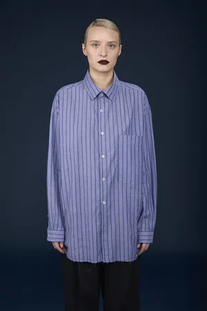 DOPPELGÄNGER Camicia donna oversized manica lunga con taglio a vivo sul fondo a righe tinto filo