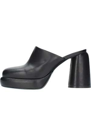 HALMANERA Sandali Nero