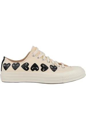 Comme des Garçons Comme Des Garçons PLAY x Converse Big Heart Chuck Taylor 70 Low Top sneaker in