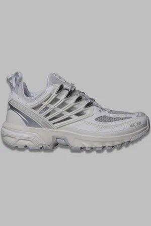 Salomon Acs pro - technical trail legacy with a modern revamp.