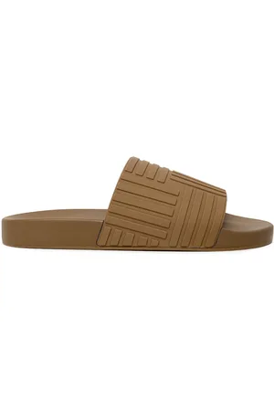 Bottega Veneta Sliders Carpet in Gomma Beige .