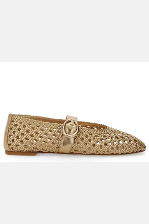 Stuart Weitzman Ballerina mary jane "thea"