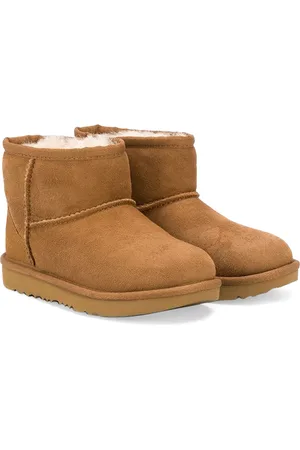 UGG Mini classic ii